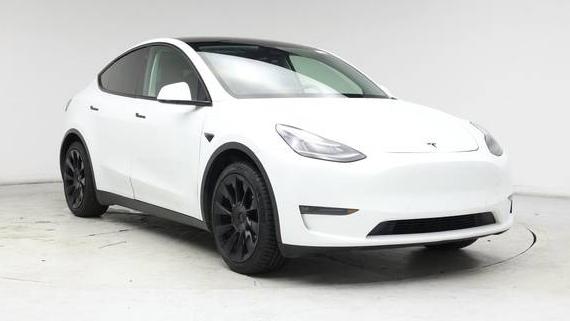 TESLA MODEL Y 2021 5YJYGDED8MF112800 image